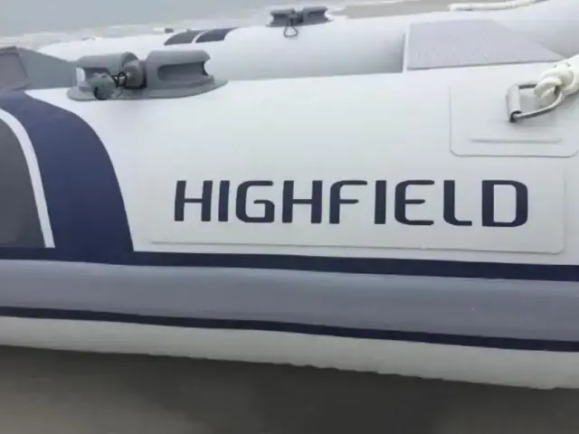 Highfield Roll Up Am 320