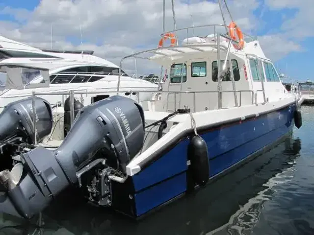 Cheetah Marine 11.2 Flybridge Catamaran