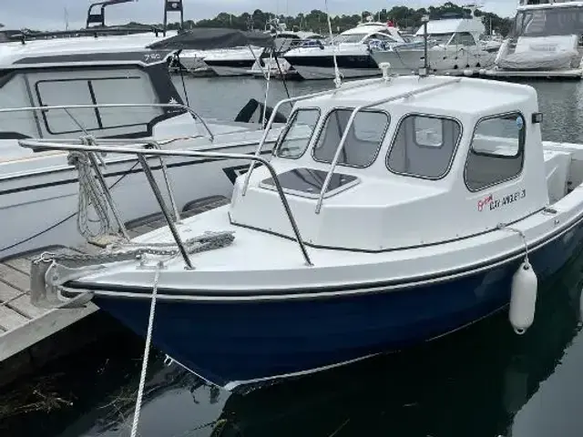 Orkney Boats Day Angler 21