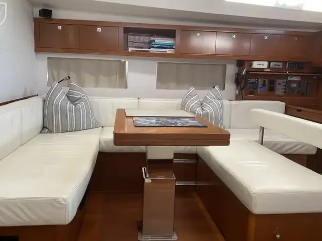 Beneteau Oceanis 55