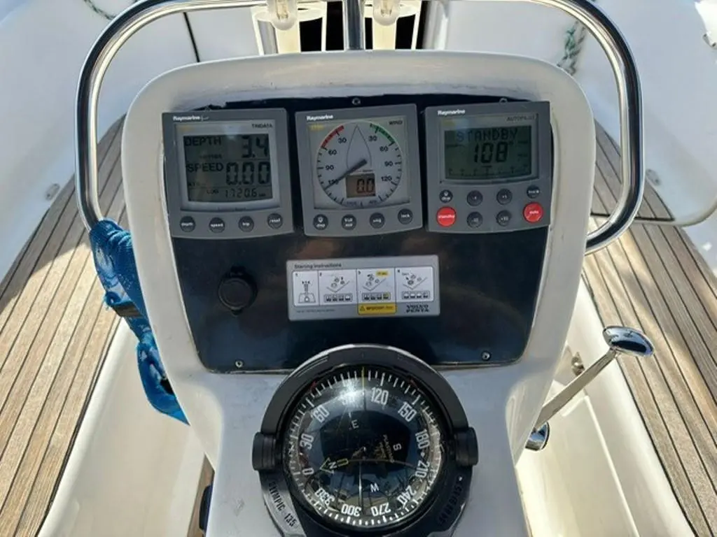 2003 Bavaria 32 cruiser