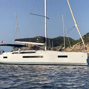 2021 Jeanneau Sun Odyssey 490