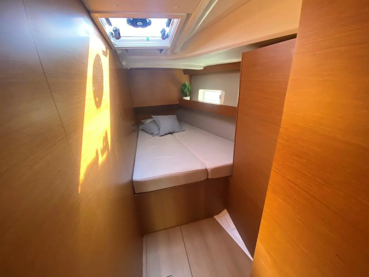 2021 Jeanneau sun odyssey 490