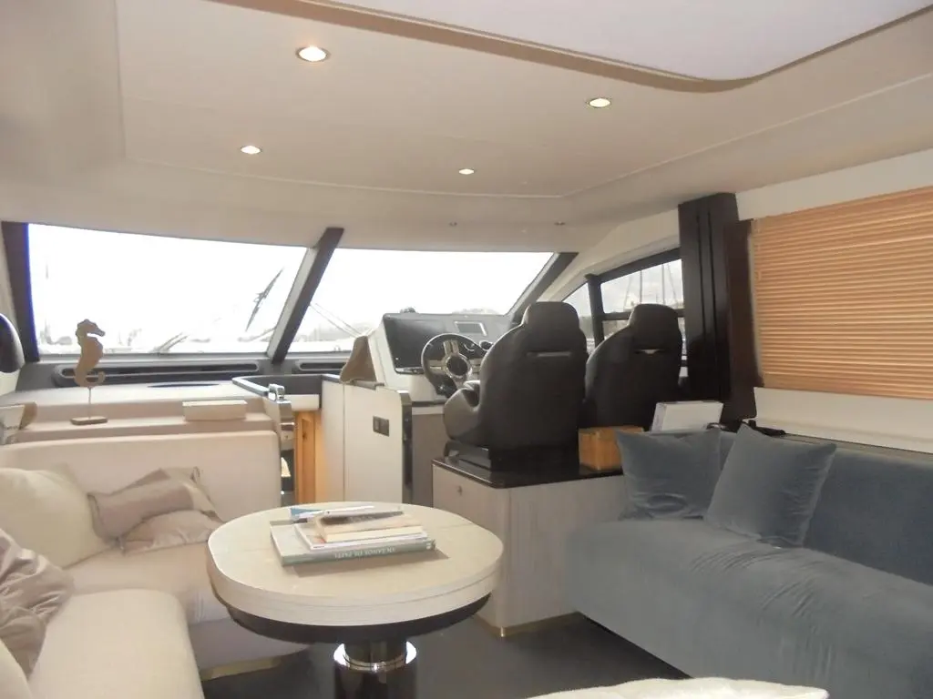 2018 Azimut 55