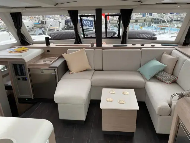 Fountaine Pajot Isla 40