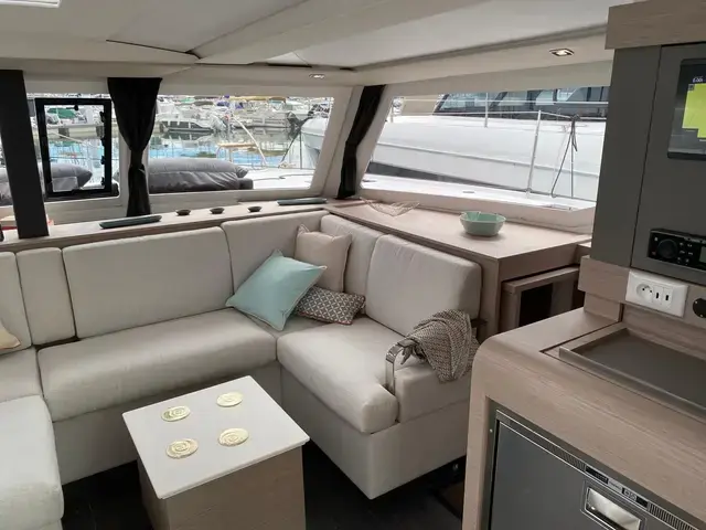 Fountaine Pajot Isla 40