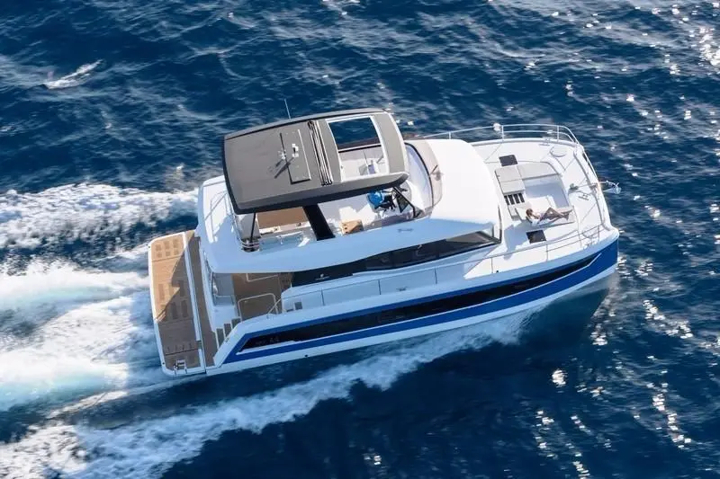 2025 Fountaine Pajot my 6