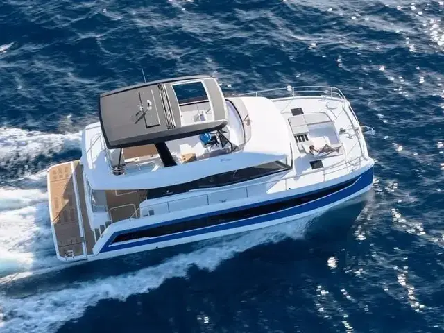 Fountaine Pajot MY 6