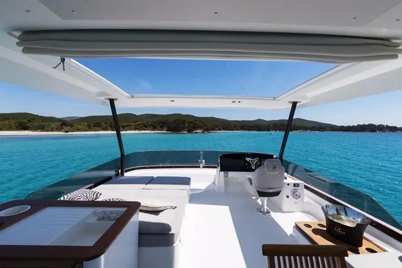 2025 Fountaine Pajot my 6