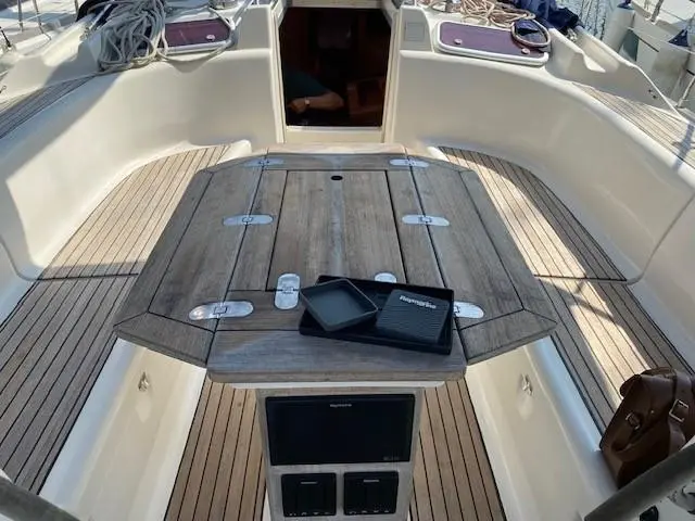 2005 Bavaria 46