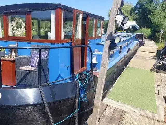 Soar Valley Boats 60ft Dutch Barge called Grande Culo