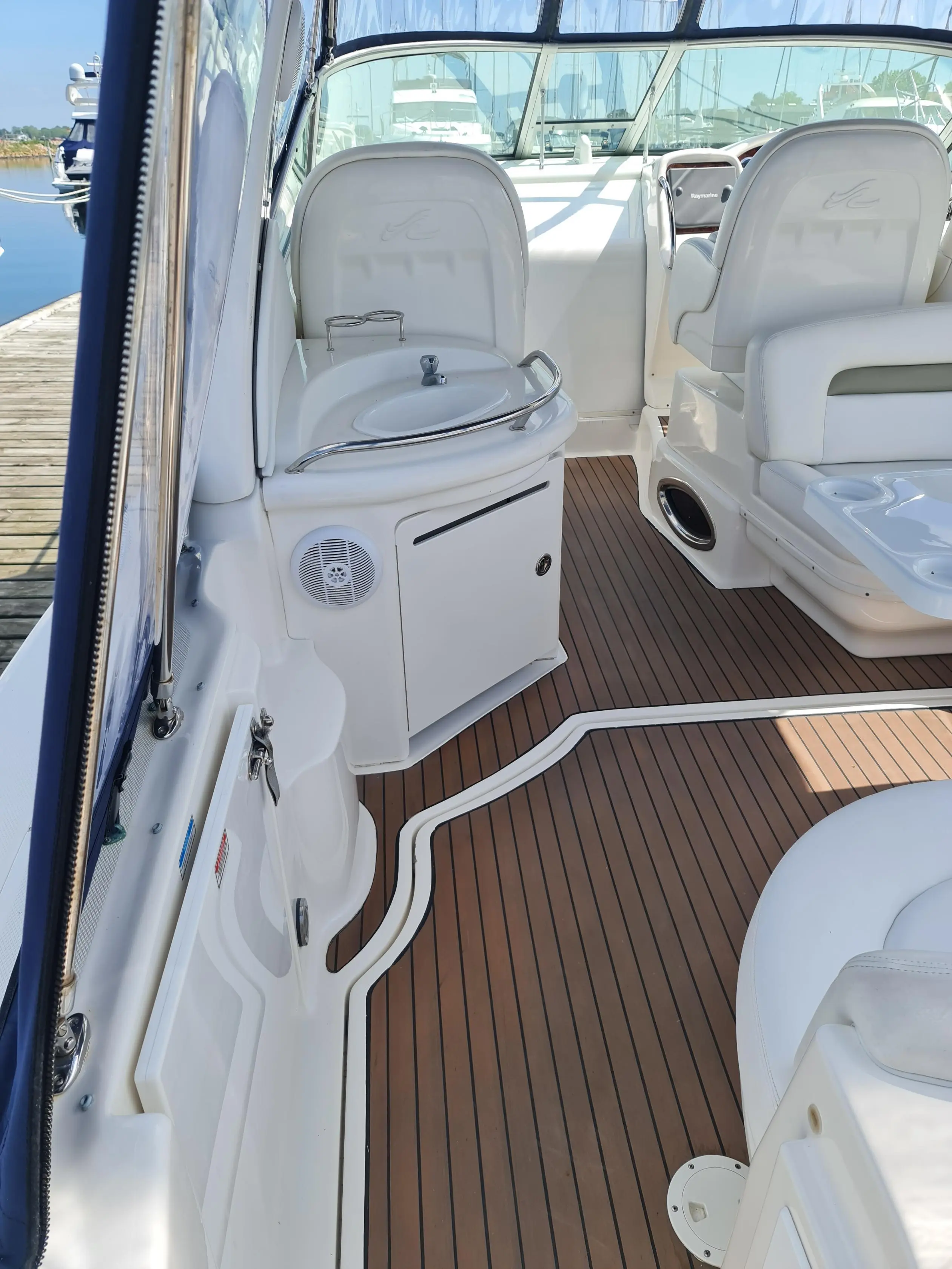 2006 Sea Ray sundancer 375