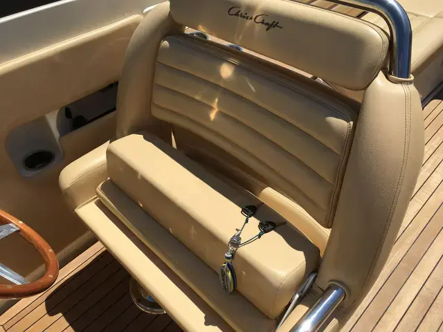 Chris Craft Corsair 28