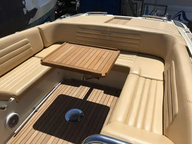 Chris Craft Corsair 28