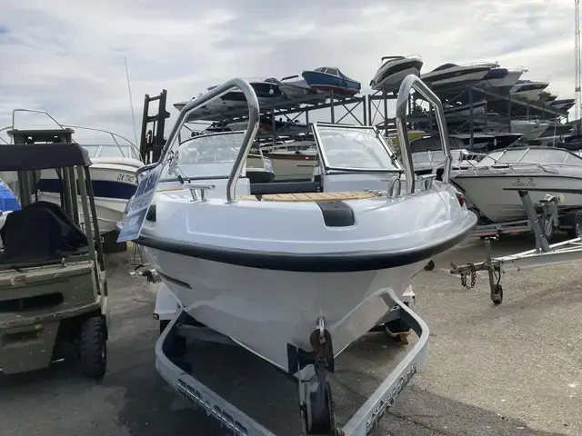 Yamarin Bow Rider 56