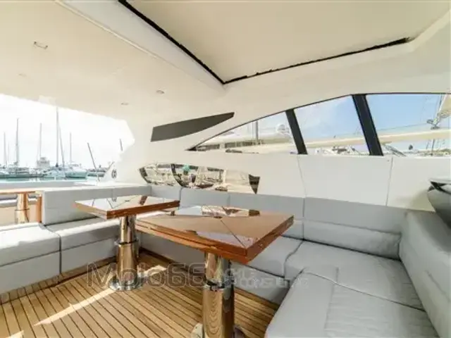 Sunseeker Predator 68