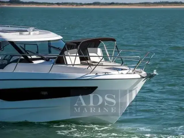 Beneteau Antares 11