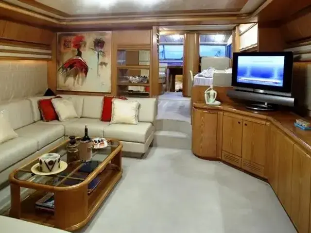 Ferretti Yachts 225 Fly