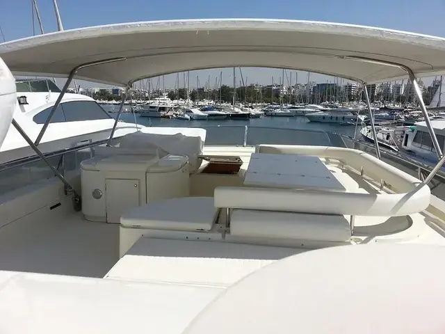 Ferretti Yachts 225 Fly