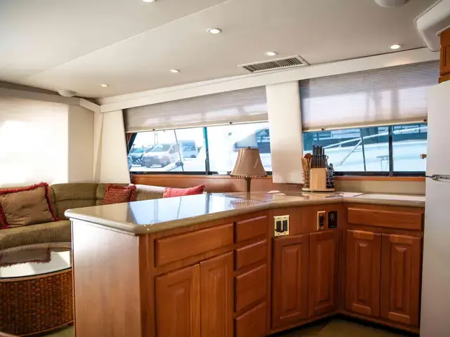 Viking Yachts 53 Convertible