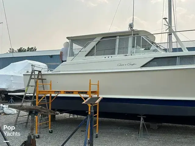 Chris Craft 38 Commander