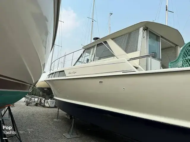 Chris Craft 38 Commander