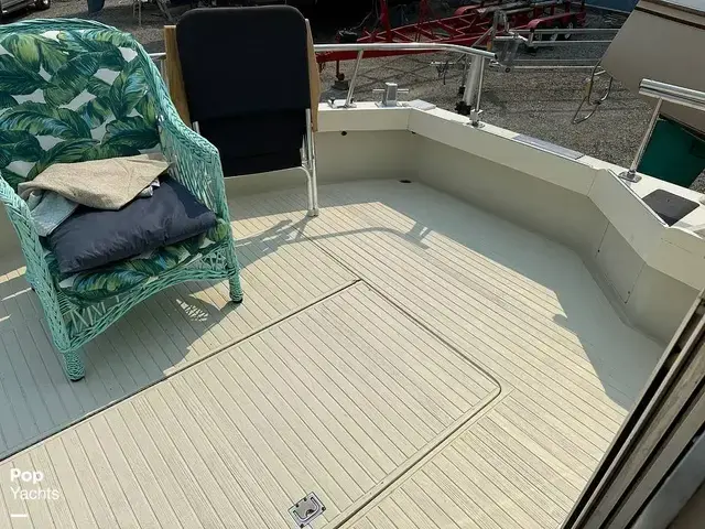 Chris Craft 38 Commander