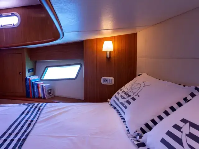 Custom Boats Cabin Cruiser