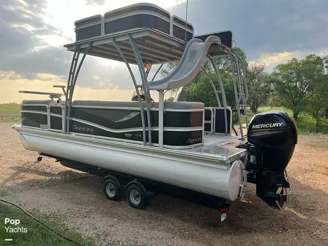 2018 Premier 240 sunsation