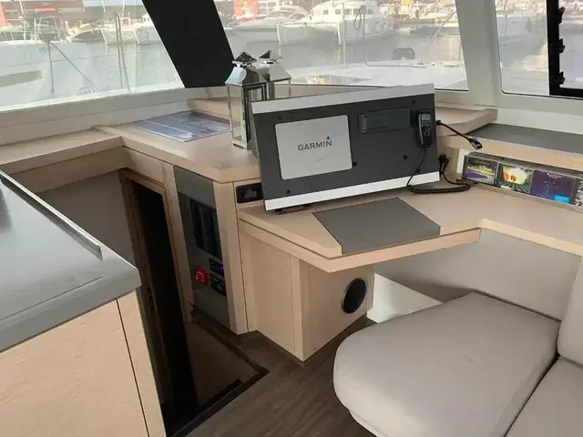 Fountaine Pajot Astrea 42