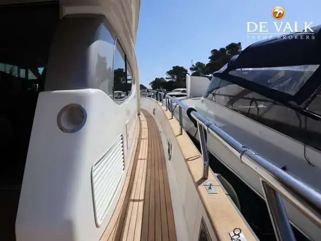 Elegance Yachts 60