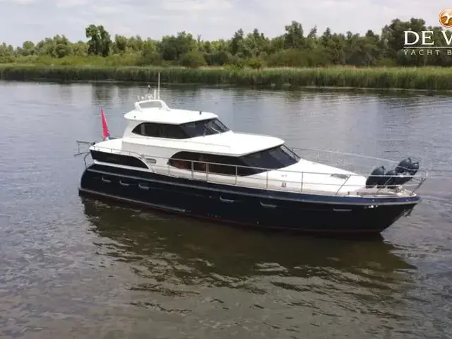 Aquanaut Unico 1500 Pilothouse