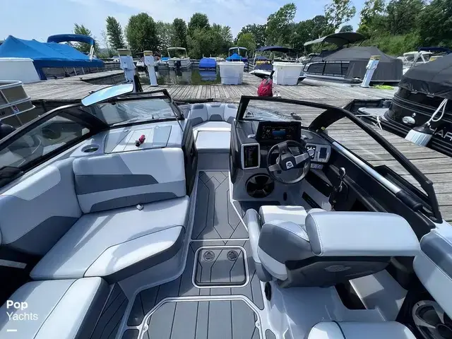 Malibu 22 Lsv