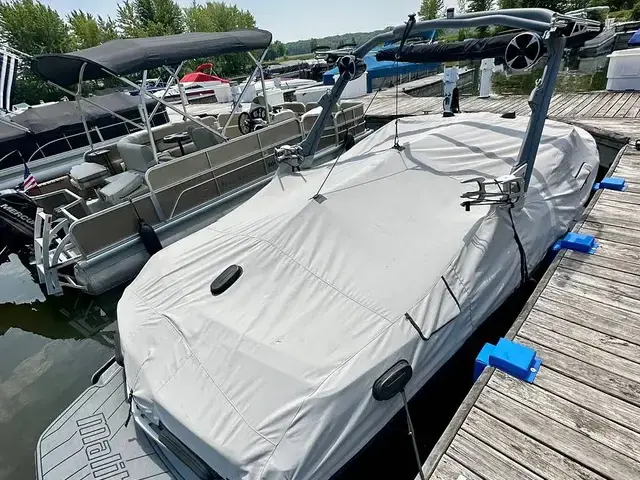 Malibu 22 Lsv