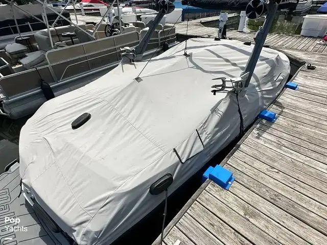 Malibu 22 Lsv