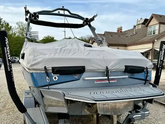 Malibu 22 Lsv