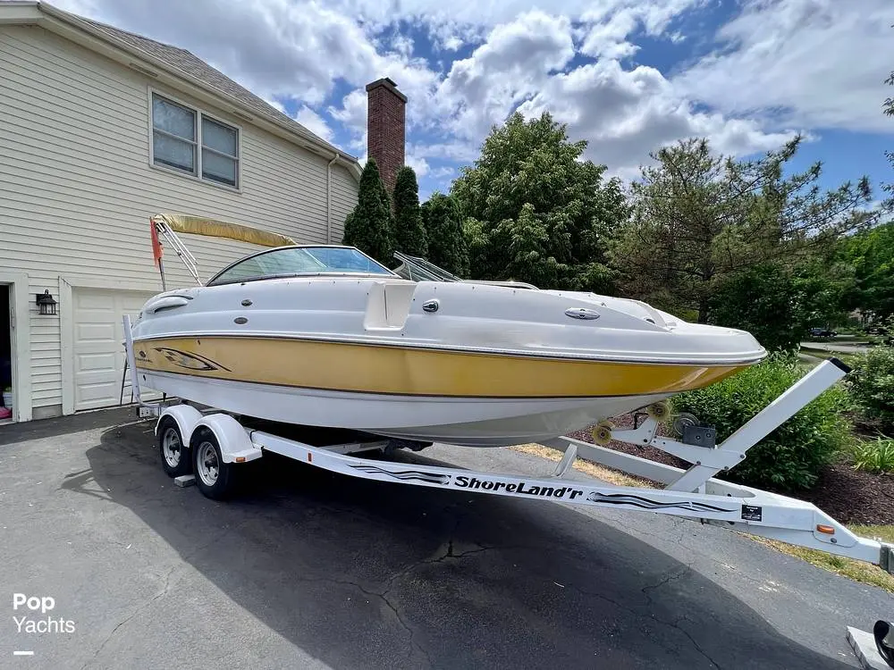 2006 Chaparral 254 sunesta deckboat