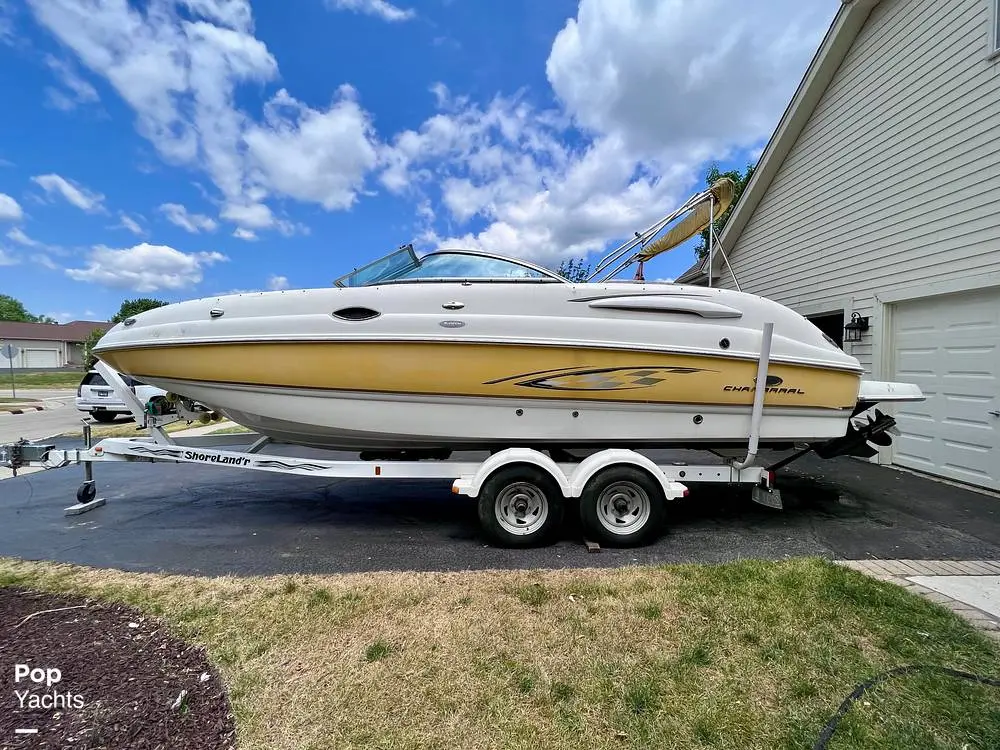 2006 Chaparral 254 sunesta deckboat