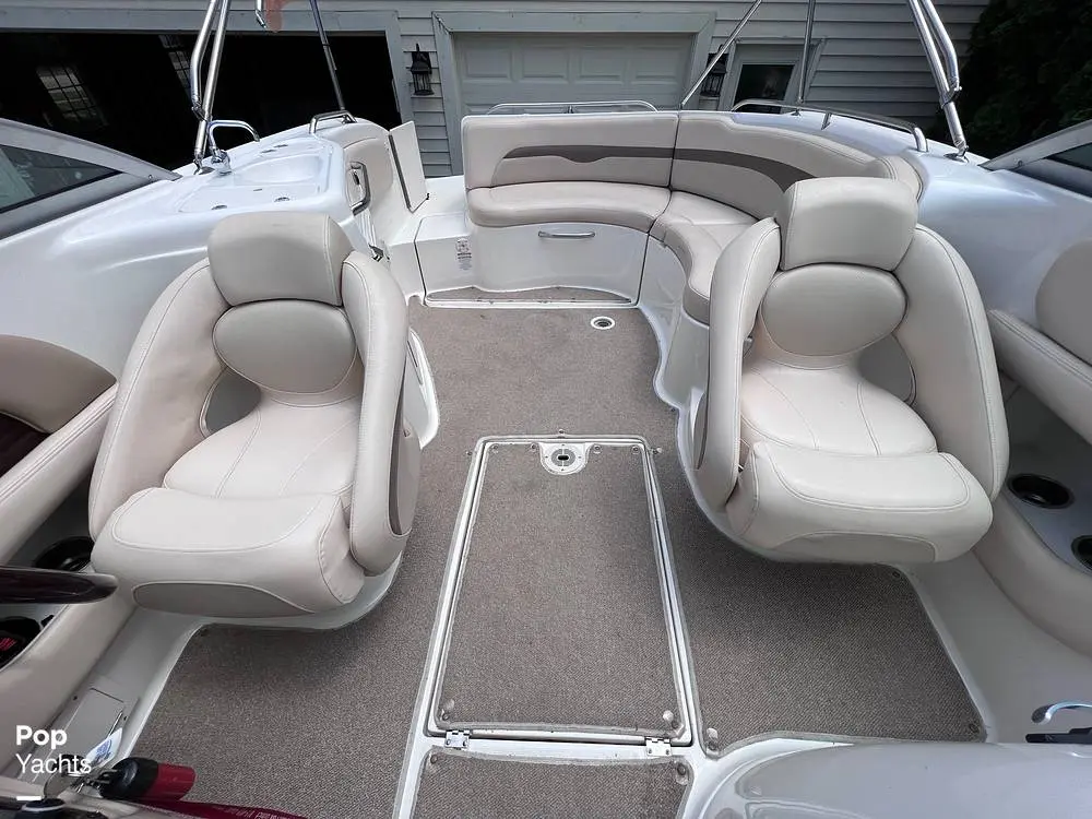 2006 Chaparral 254 sunesta deckboat