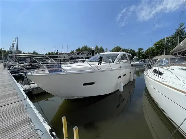 Sealine Sc 35