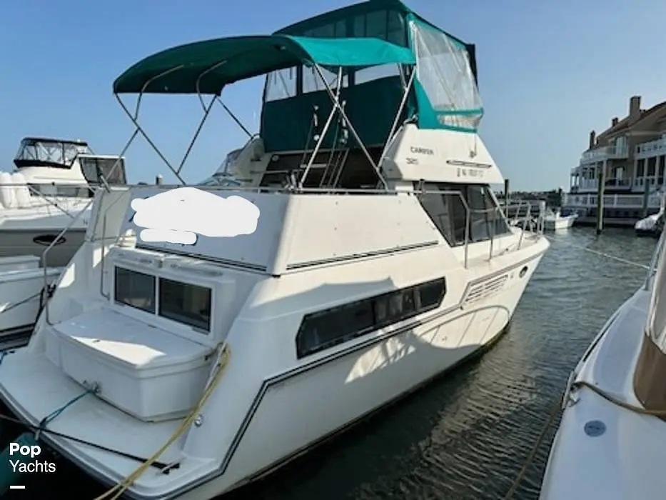 1995 Carver 325 aft cabin