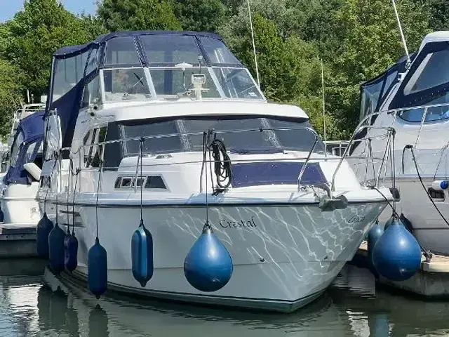 Broom Boats 34