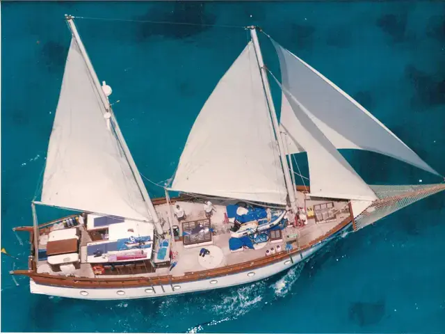 Custom Boats Carabelli Schooner