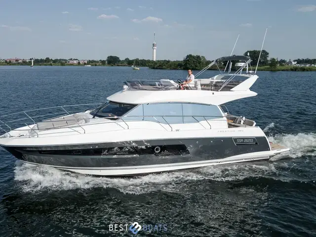 Prestige 460