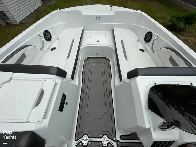 Hurricane Sundeck Sport Ob 205