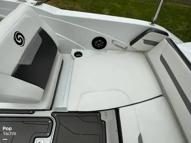 Hurricane Sundeck Sport Ob 205