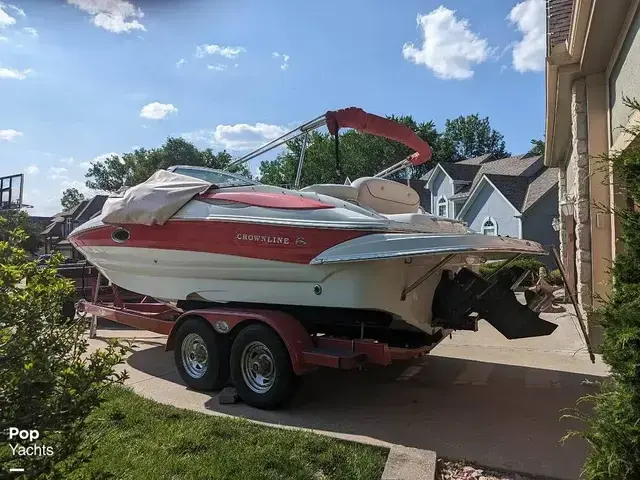 Crownline Deck Boat 220 Ex