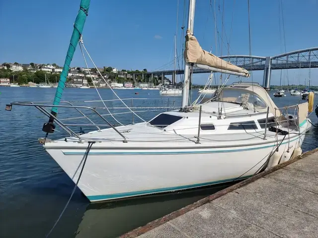 Catalina Capri 26