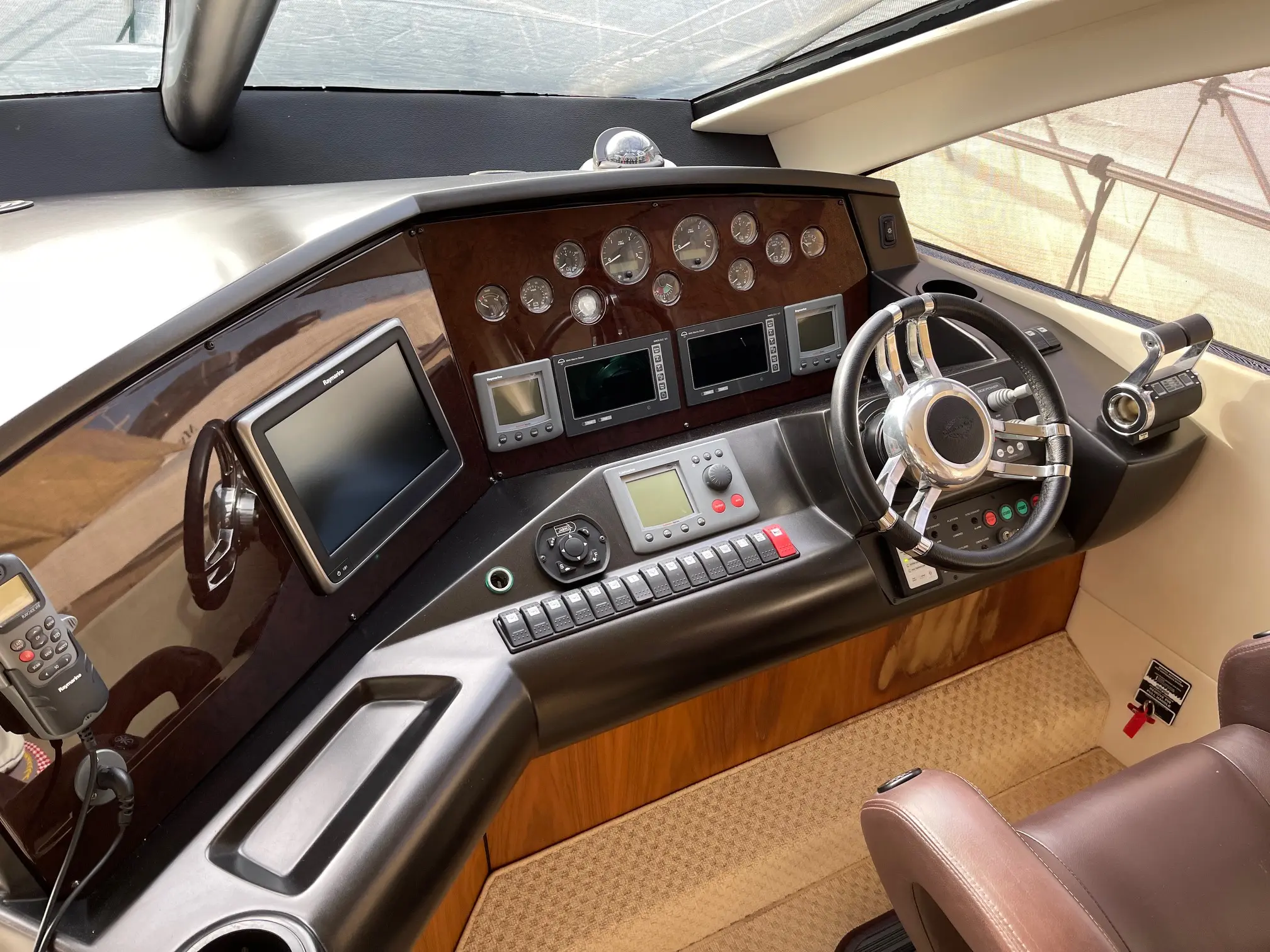 2009 Sunseeker manhattan 60