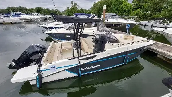 2023 Quicksilver activ 805 open